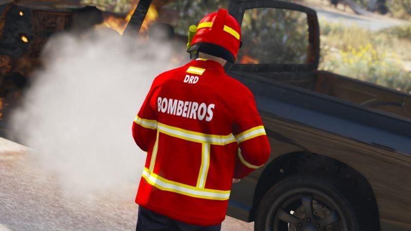 GTA IV - Portuguese Fire Dept responding to a warehouse fire / Bombeiros  Portugueses 